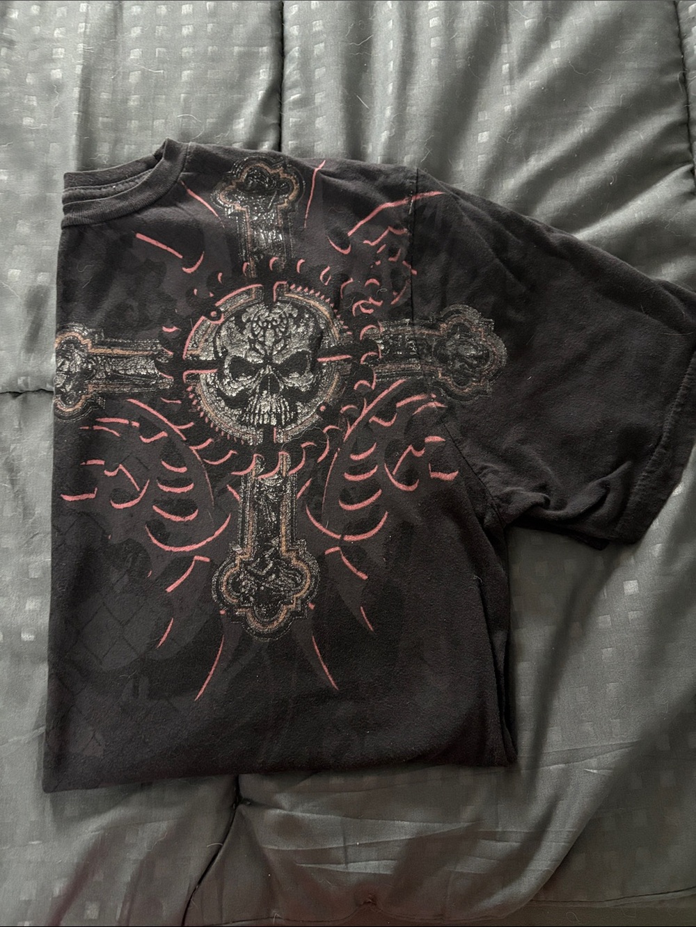 Men's Black Skull Cross Graphic Short Sleeve Tee